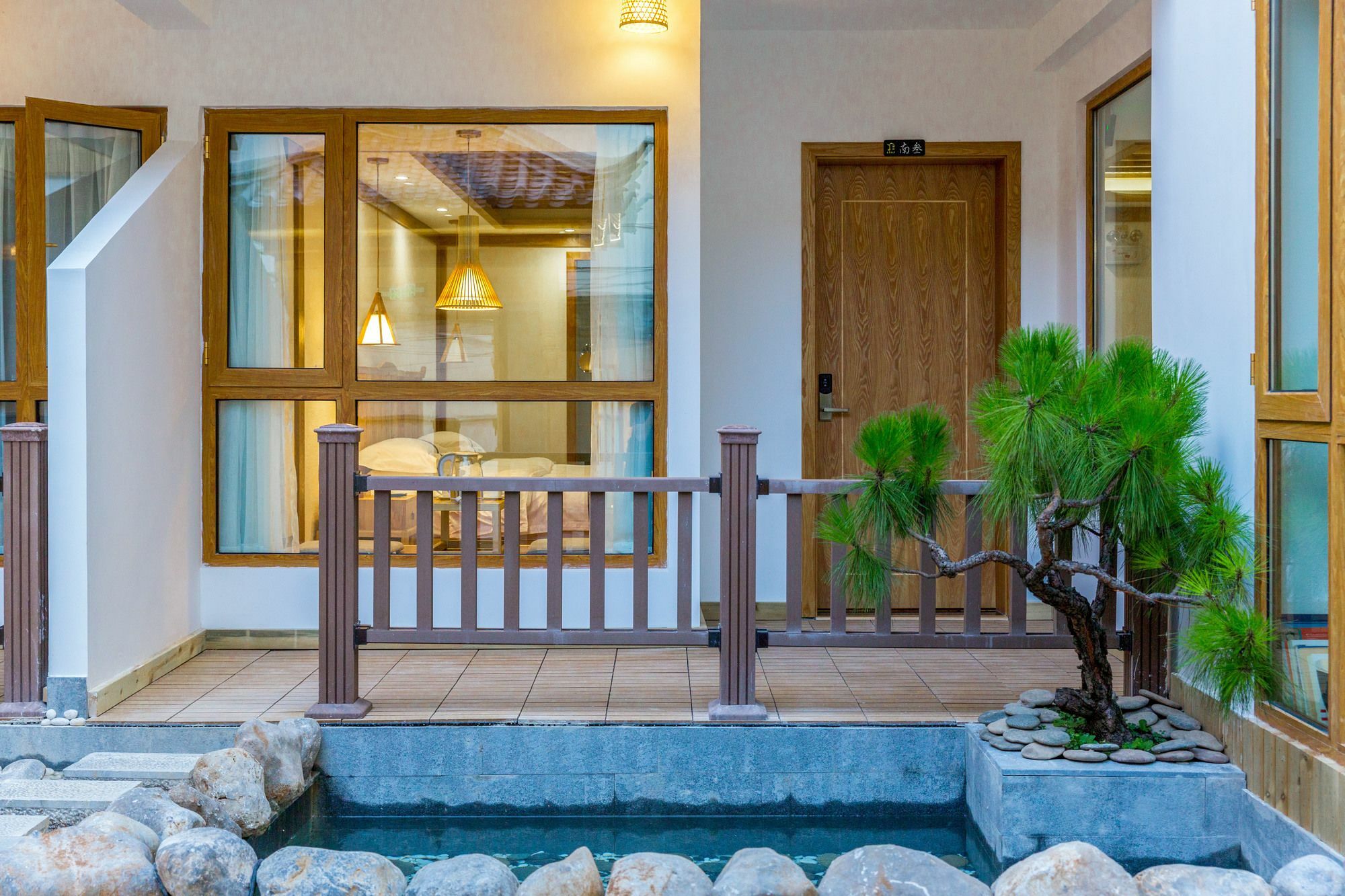 Hotel The South House Lijiang  Exterior foto