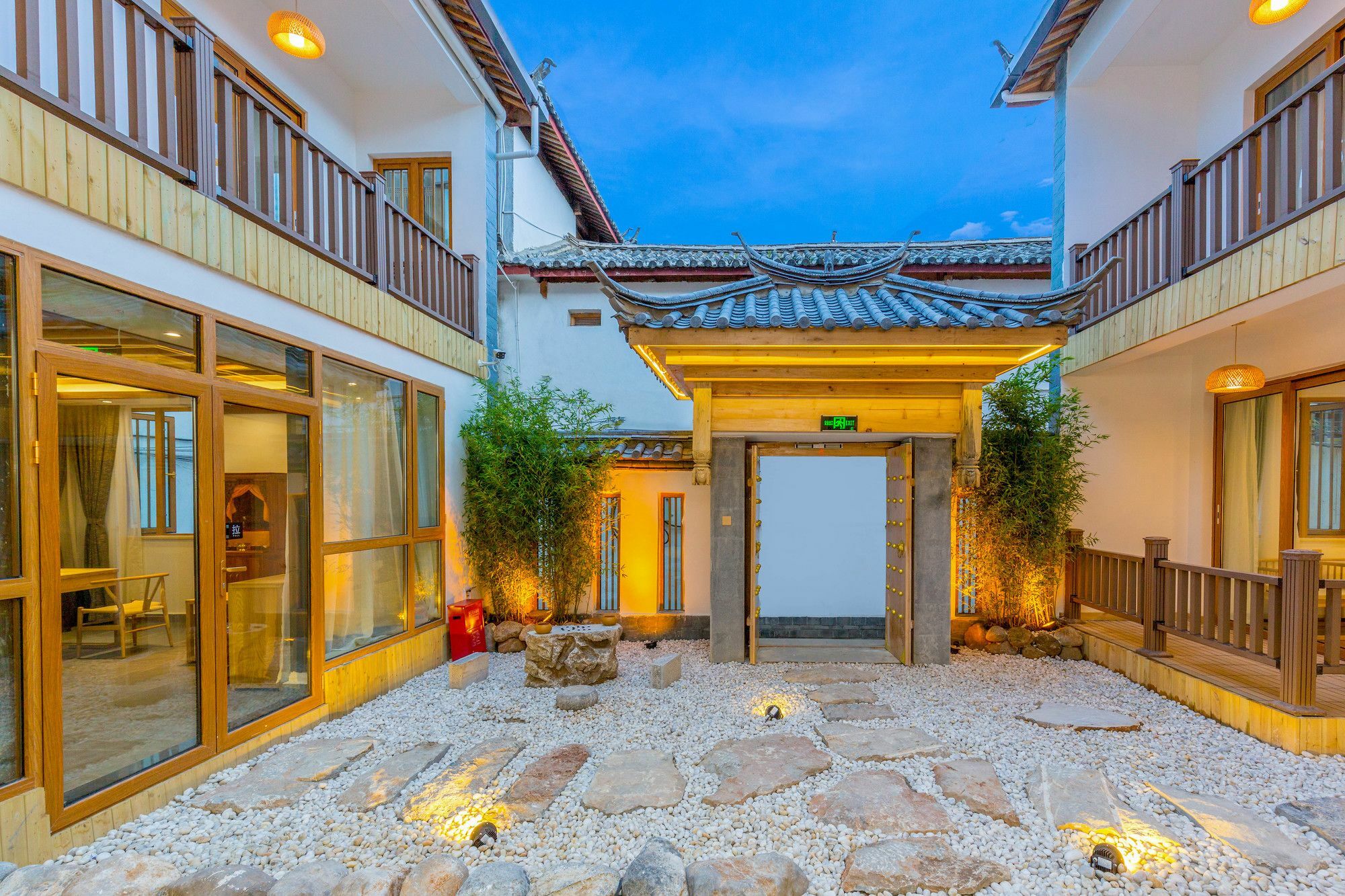 Hotel The South House Lijiang  Exterior foto